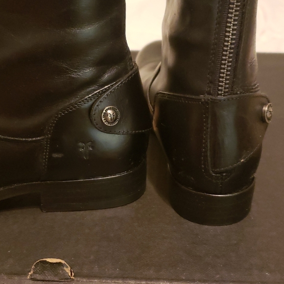 Frye Melissa Button Back Zip Boots - Picture 5 of 8